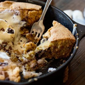 Skillet Chocolate Chip Cookie