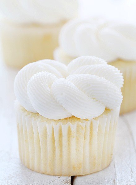 Elegant White Cupcake!